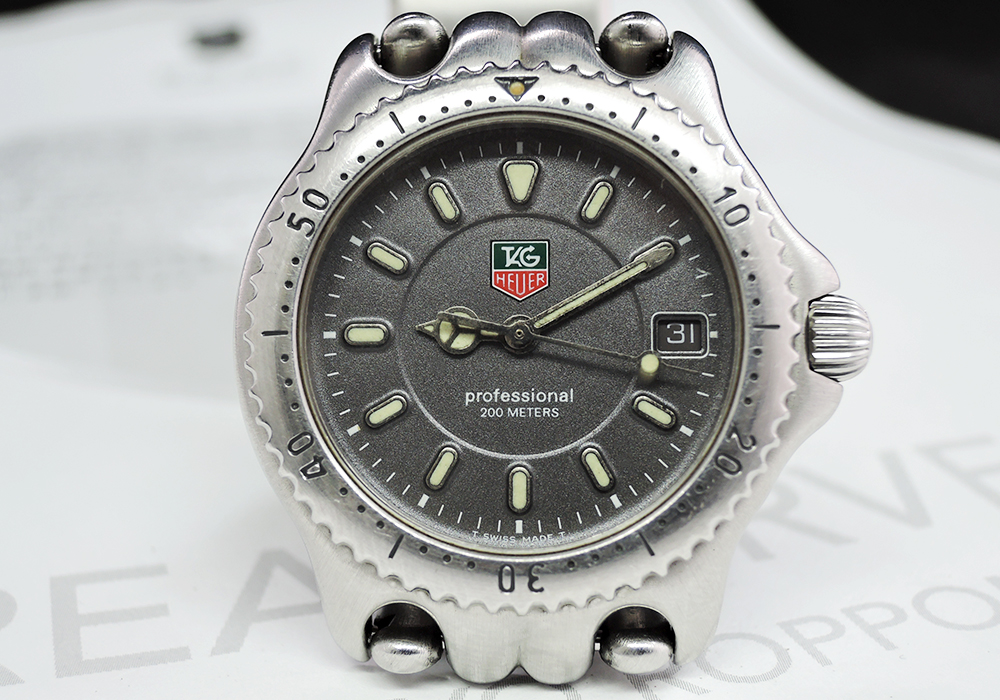 ■タグホイヤーTAG HEUER プロフェッショナル200m WG1213-K0 クオーツ式 稼動 WO743のイメージ画像