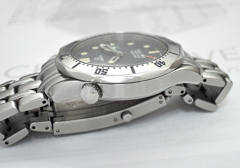 オメガOMEGA シーマスター プロフェッショナル300m 2542.80 メンズ腕時計 クォーツ CF4928のイメージ画像