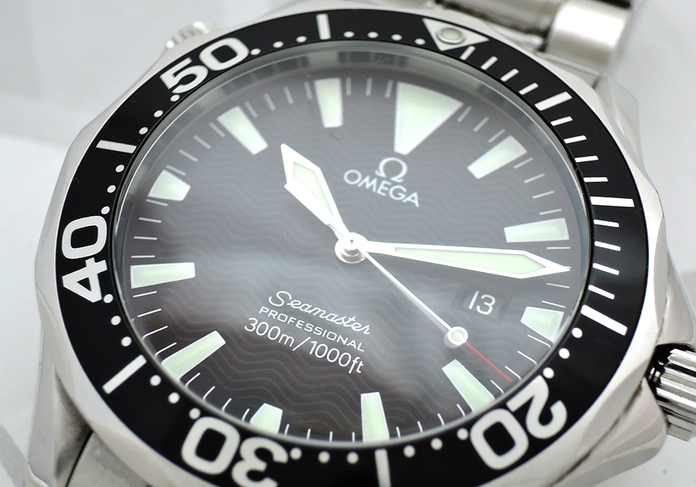 オメガOMEGA シーマスター プロダイバーズ300m 2264.50 メンズ腕時計 クォーツ 黒文字盤 CF5336のイメージ画像