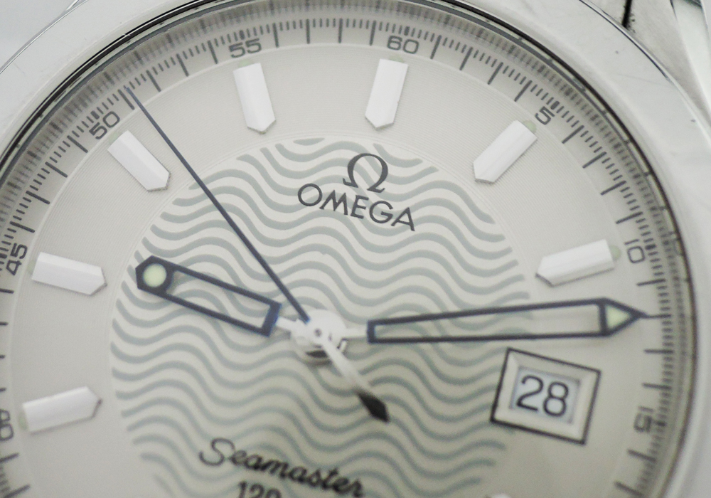 オメガ OMEGA シーマスター 120M 2511.31 メンズ時計 デイト クオーツ シルバー文字盤 CF5500のイメージ画像