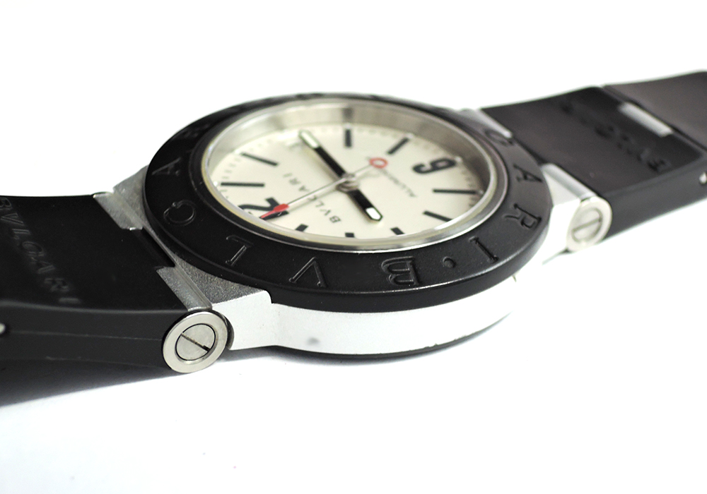ブルガリBVLGARI アルミニウム クロノグラフ AL38TA メンズ腕時計 自動巻 CF5553のイメージ画像