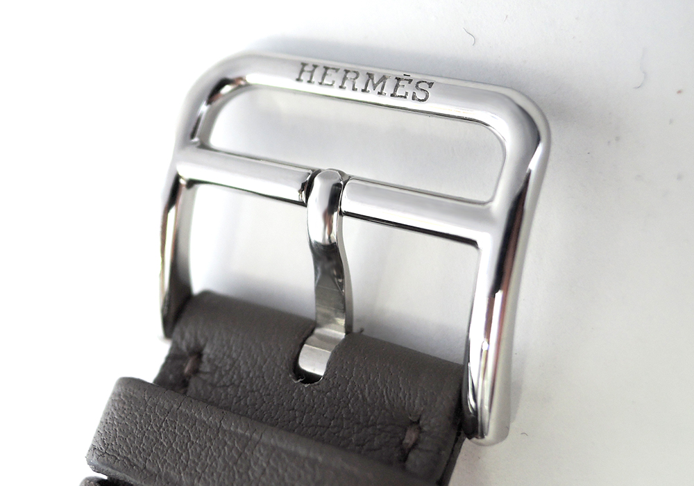  エルメスHERMES アップルウォッチ ユニセックス腕時計 スマートウォッチ 充電式 エルメスベルト グレー 保証書 CF5807のイメージ画像