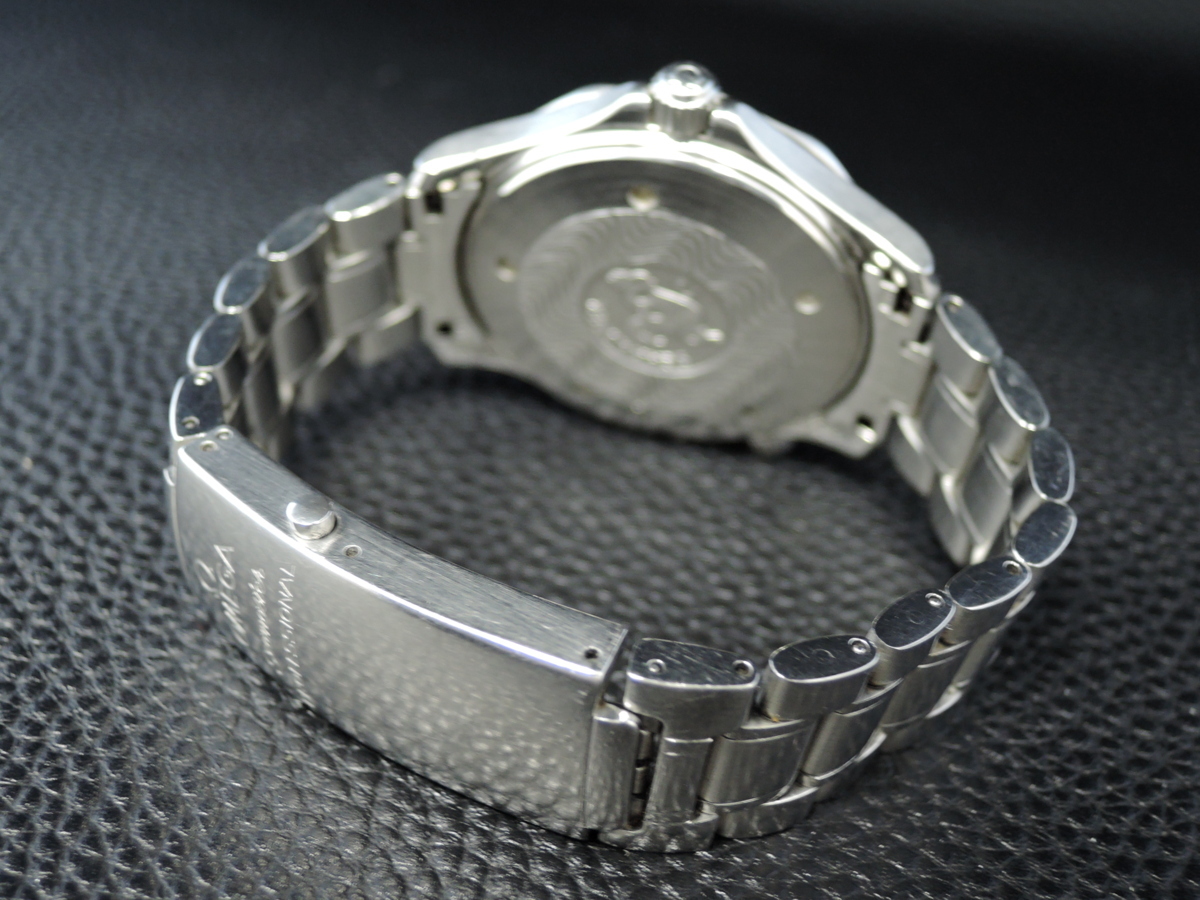 オメガ OMEGA シーマスター300 2265.80 メンズ クオーツ ブルー文字盤 デイト 腕時計のイメージ画像