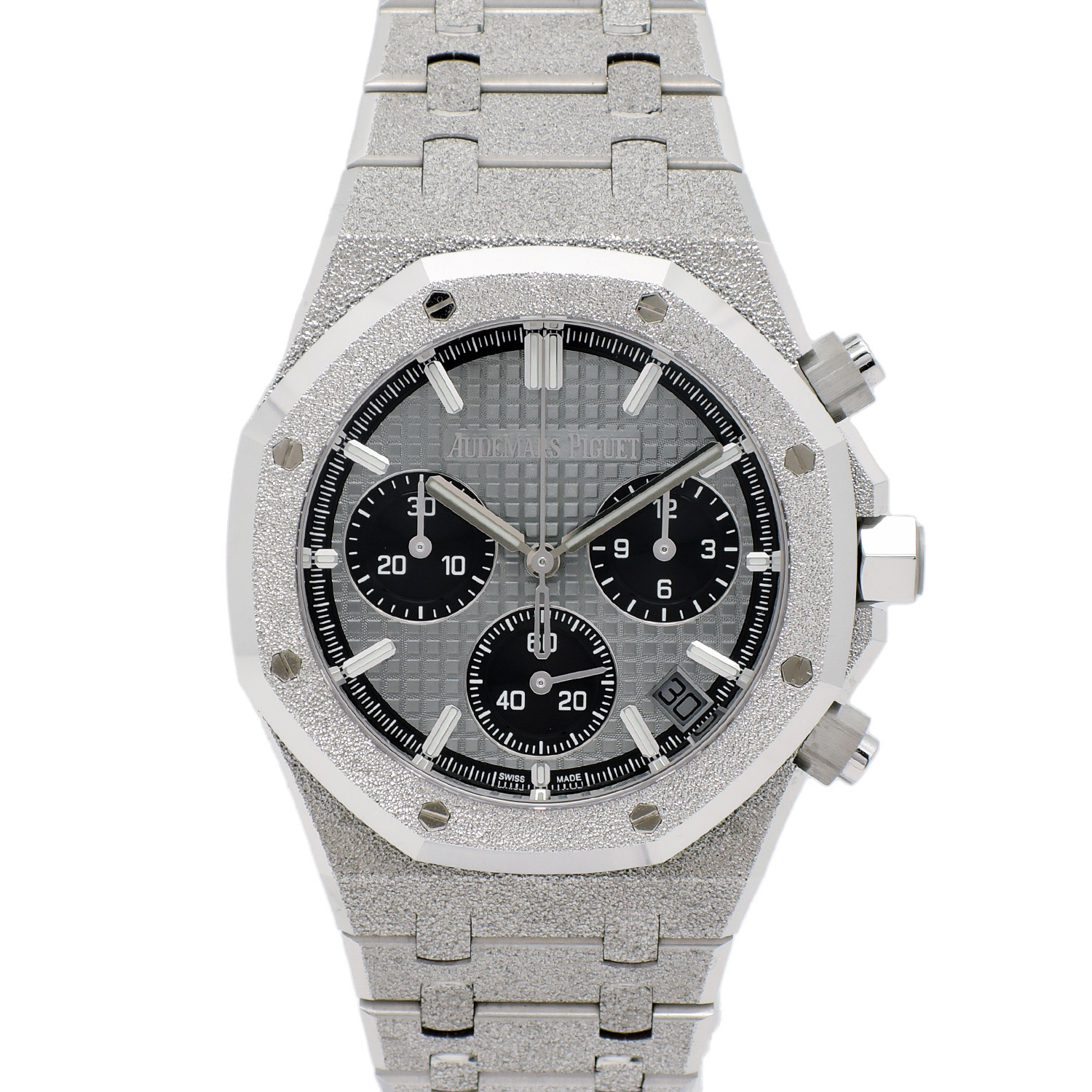 オーデマ・ピゲ ロイヤルオーク クロノグラフ フロステッドゴールド グレー／ブラックダイヤル AT 19cm AUDEMARS PIGUET Royal Oak Chronograph Frosted White Gold 26240BC.GG.1324BC.01 C004388のイメージ画像