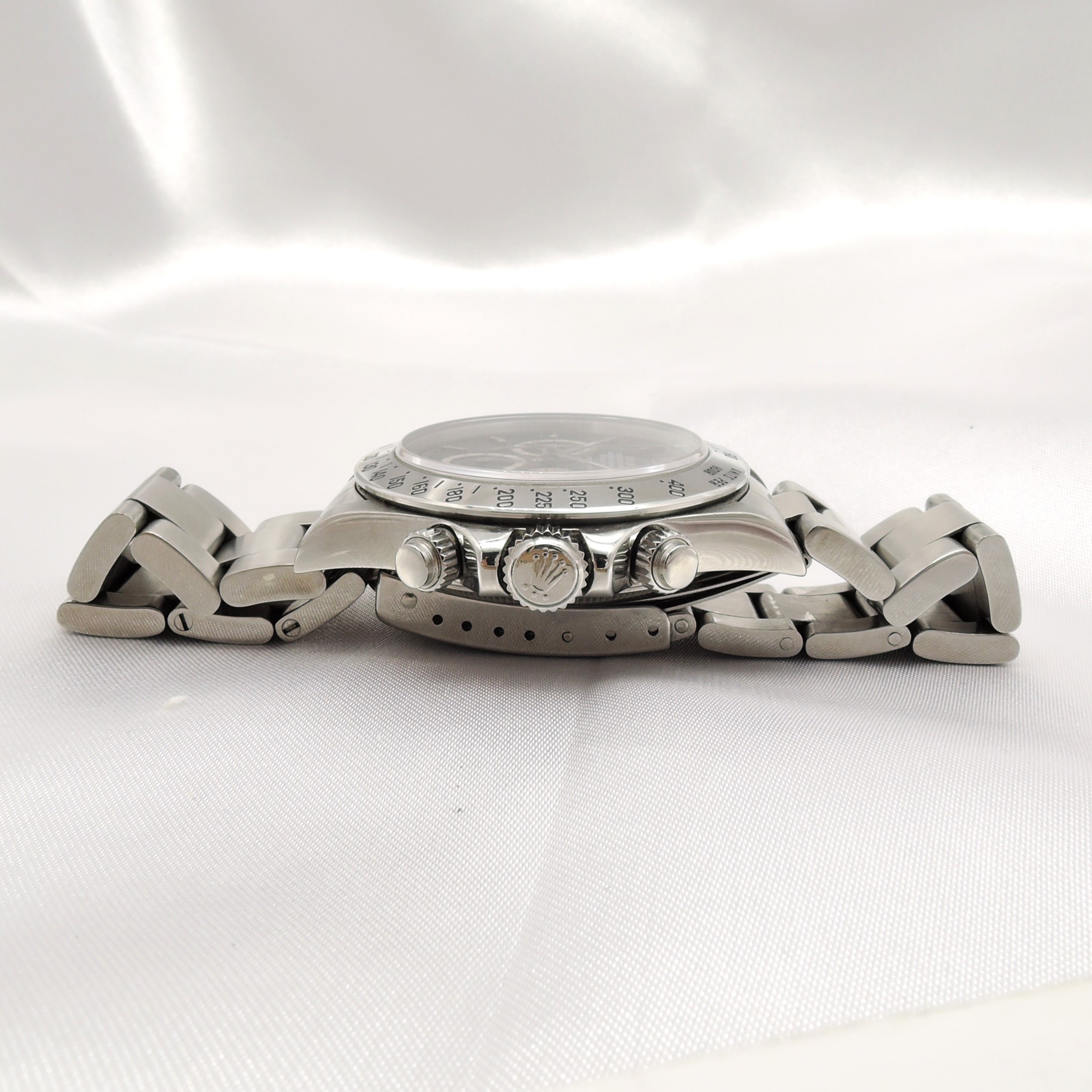 ロレックス デイトナ 16520 黒 L番 225タキ/逆6/段落ち 19.5cm AT ROLEX Daytona Black Floating Cosmograph C008690のイメージ画像