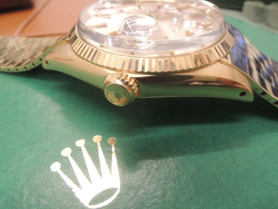 ROLEX ロレックスRef1503 1969年製 34mmケース 18KYG無垢製 希少 ROLEX ロレックスRef1503 1969年製 34mmケース 18KYG無垢製 希少