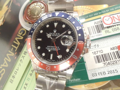 ROLEX ロレックスGMTマスターⅡ16710A品番 1999年製 赤(さくら色)青べゼル メーカー保証が2017年2月まで - トケナビ -  手数料無料の時計専門マーケットプレイス ロレックス、オメガ等ブランド時計