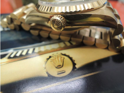 ROLEX ロレックス　18238　 デイデイト L品番(1989年～1990年)　ノンポリの証”赤”焼有 裏蓋シール　生産終了最高峰モデルのイメージ画像