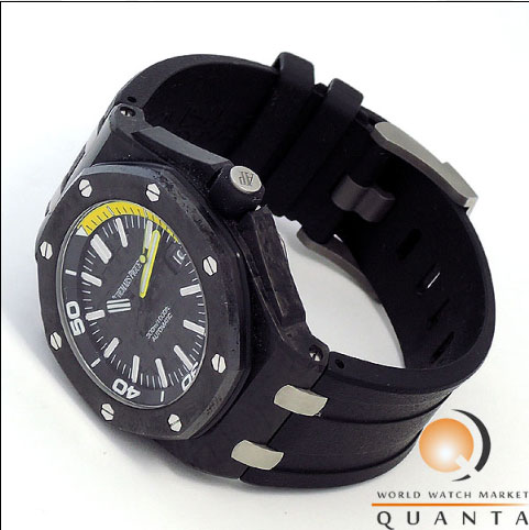 AUDEMARS PIGUET ロイヤルオーク オフショアダイバー フォージドカーボン 15706AU.OO.A002CA.01 管理番号iw512のイメージ画像